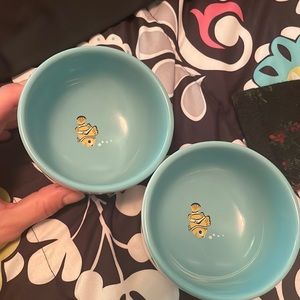 Disney finding Nemo cat bowls.